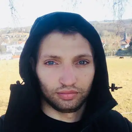 Александр, 32Кассель