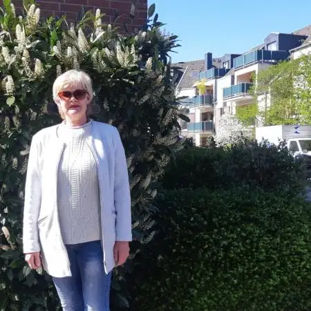Irina, 65Кёльн