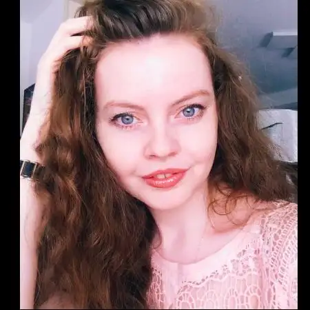 Darya, 34Ньюштадт-ан-дер-Вейнштрассе