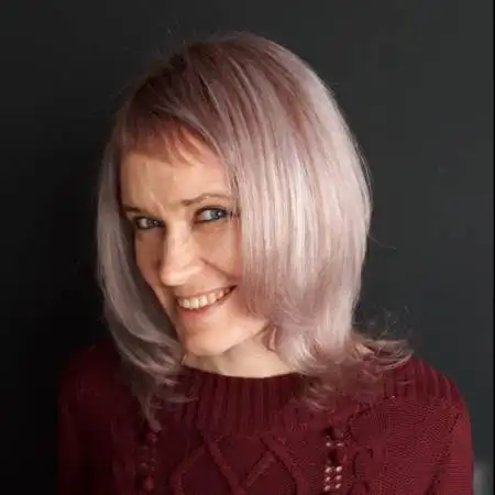 Юлия, 44Штутгарт 