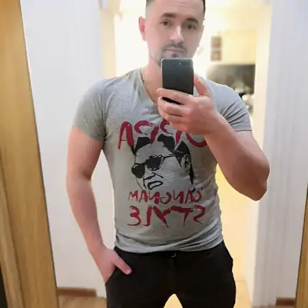 Иван, 39Аугсбург