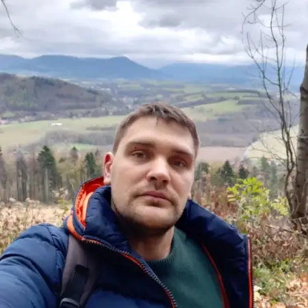 Ruslan, 42