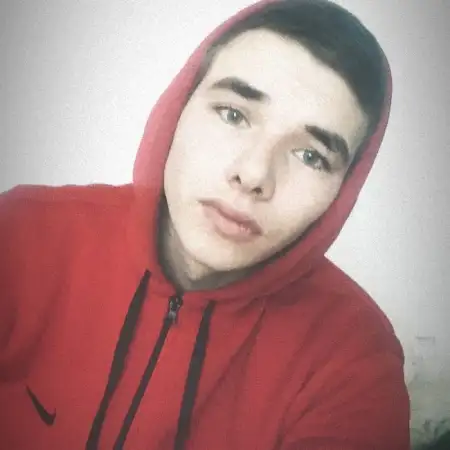 Павел, 29Гамбург 