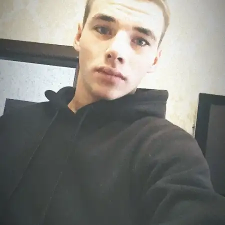 Павел, 29Гамбург 