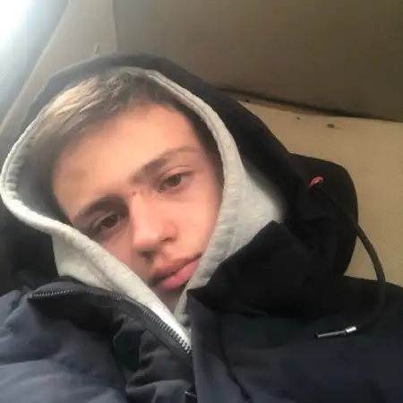 Влад, 23Крефельд