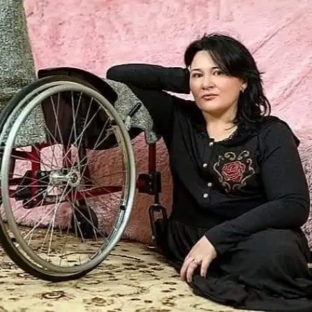 Nafisa, 52Ганновер 