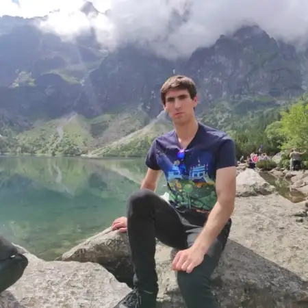Ilya, 28