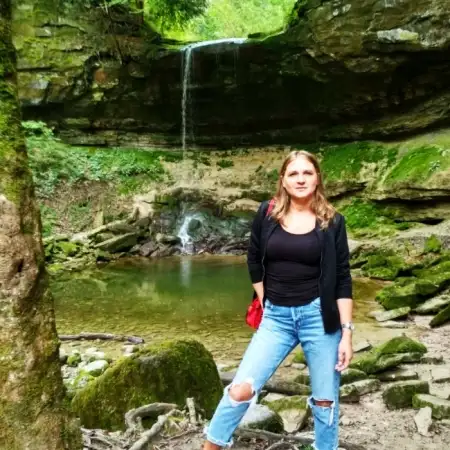 Svetlana, 48, Ньюштадт-ан-дер-Вейнштрассе - Liebe ru