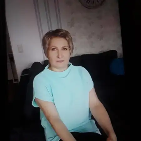 Александра, 42Крефельд