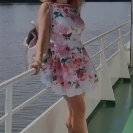 Lia, 51Херфорд 