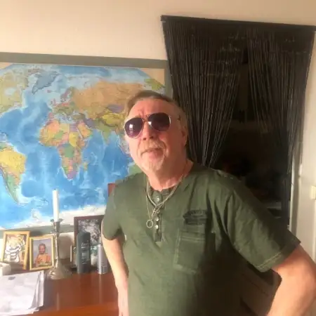 Eduard, 63Цвикау