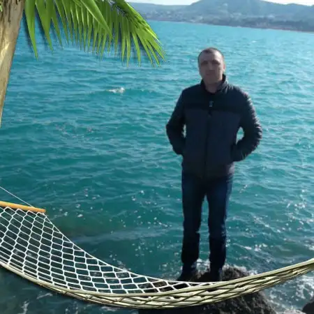 Artur, 47Минден