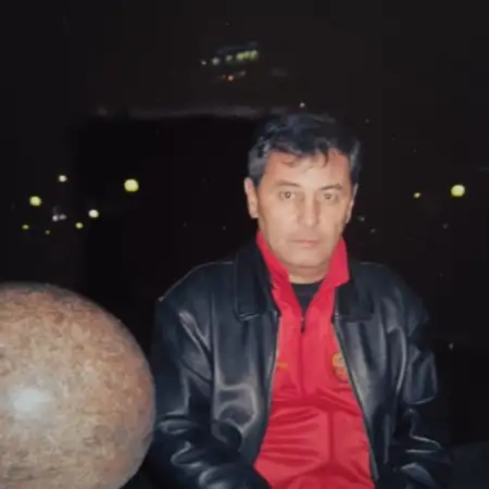 Мурат, 63