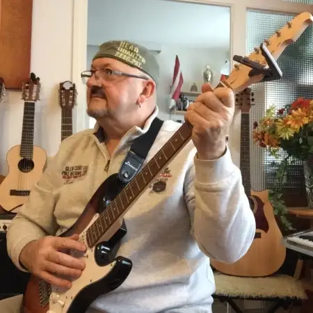 Serge, 70Берлин