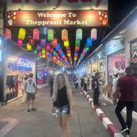 Nadezhda, 42