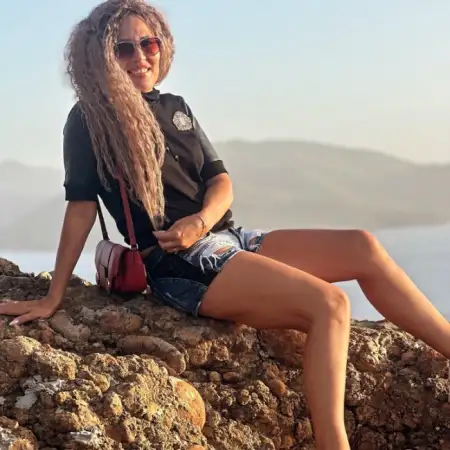 Nadezhda, 42