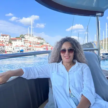 Nadezhda, 42