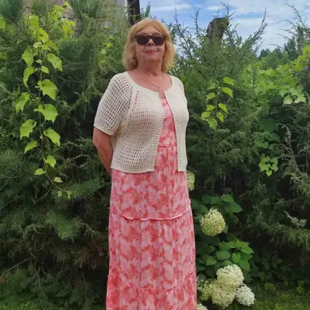 Тамара, 71