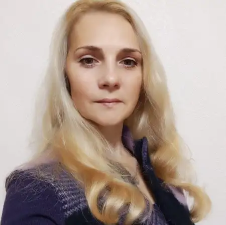 Jenny, 47