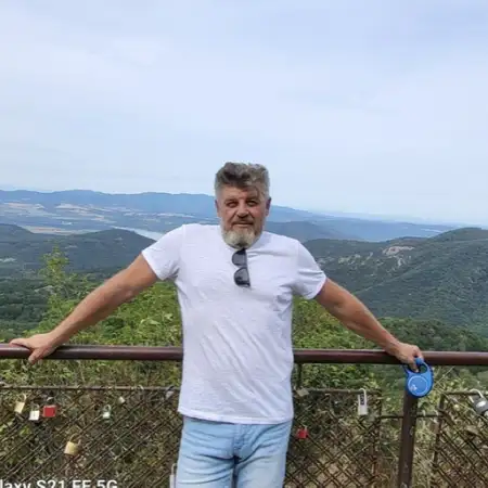 Viktor, 56Штутгарт