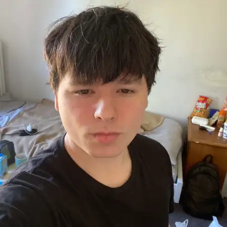 Dmytro, 20Харбург
