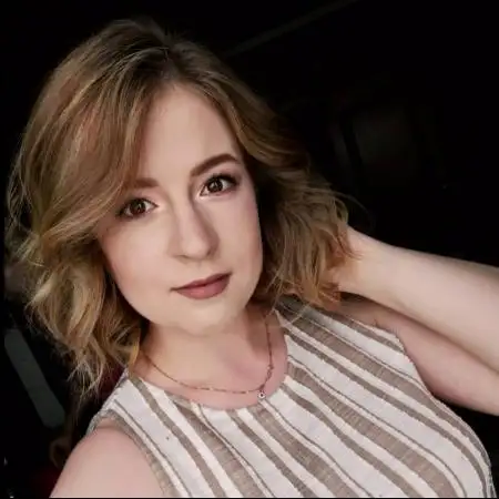 Katherine, 27