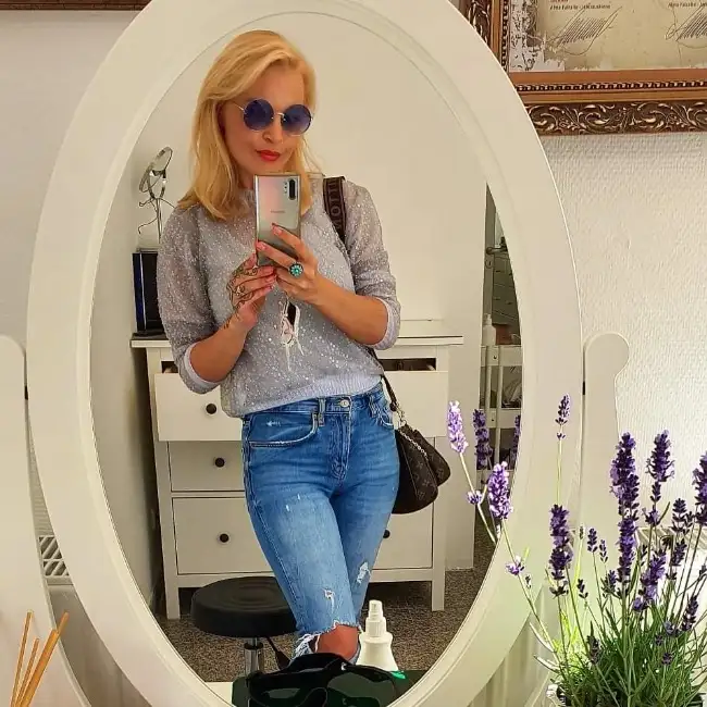 Inessa, 46, Бад-Хомбург-вор-дер-Хох - Liebe ru