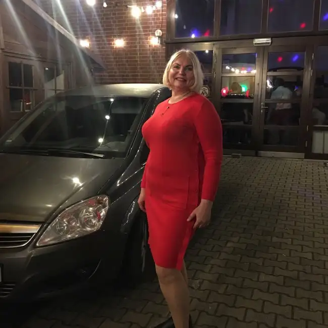 Lana, 61, Бернау - Liebe ru