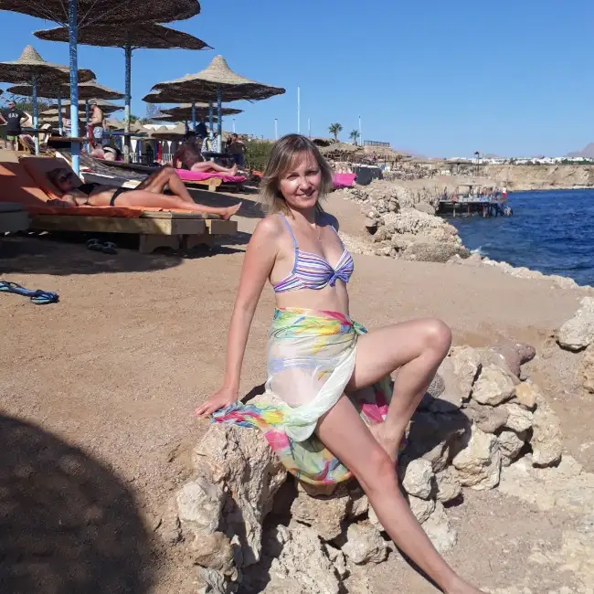 Svetlana, 48