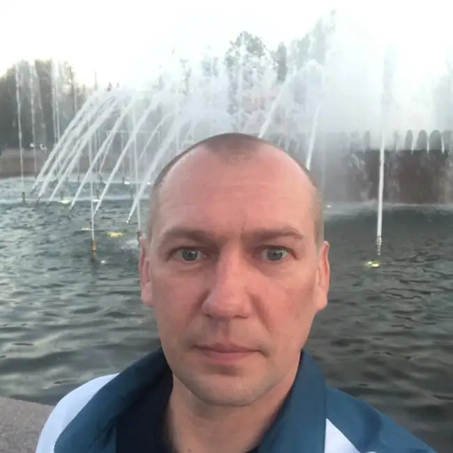 Denis, 45