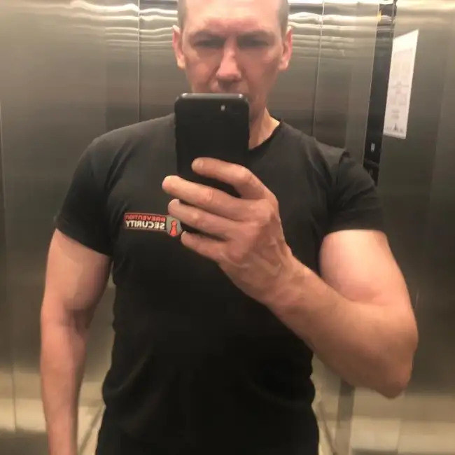 Denis, 45