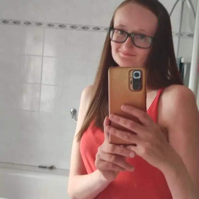 Dora, 27, Билефельд - Liebe ru