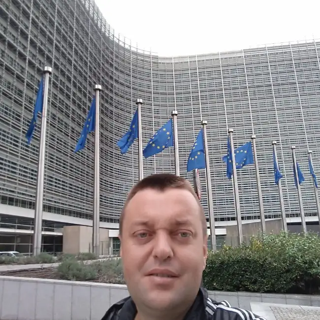 Ivan, 42, Майнинген - Liebe ru