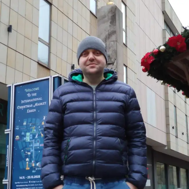 Ivan, 42, Майнинген - Liebe ru