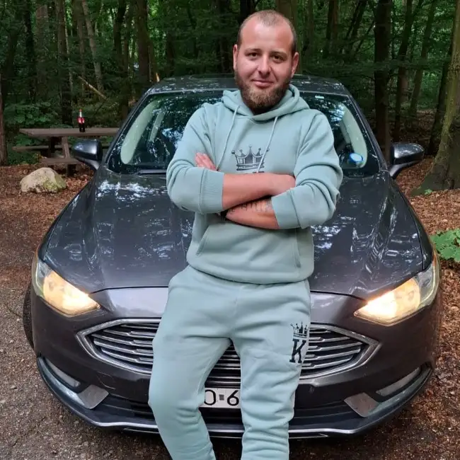Stanislav, 34 - Бонн - LiebeRu