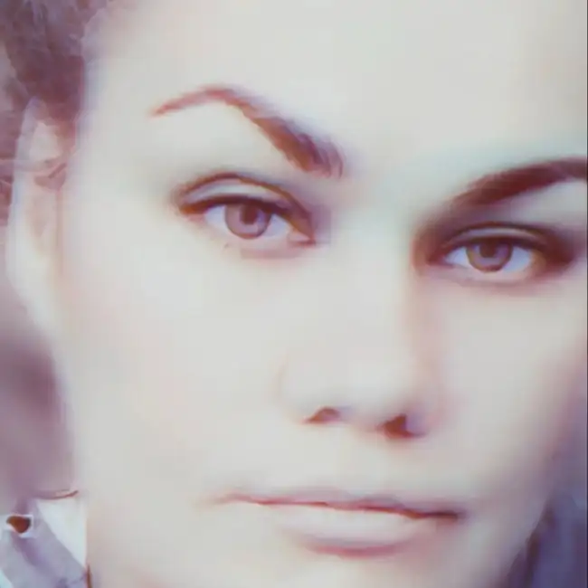 Natalia · 43 ·           